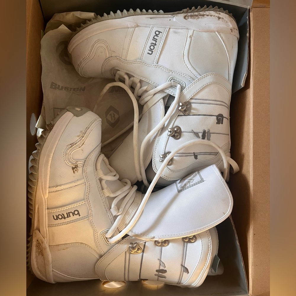 Burton snowboard boots